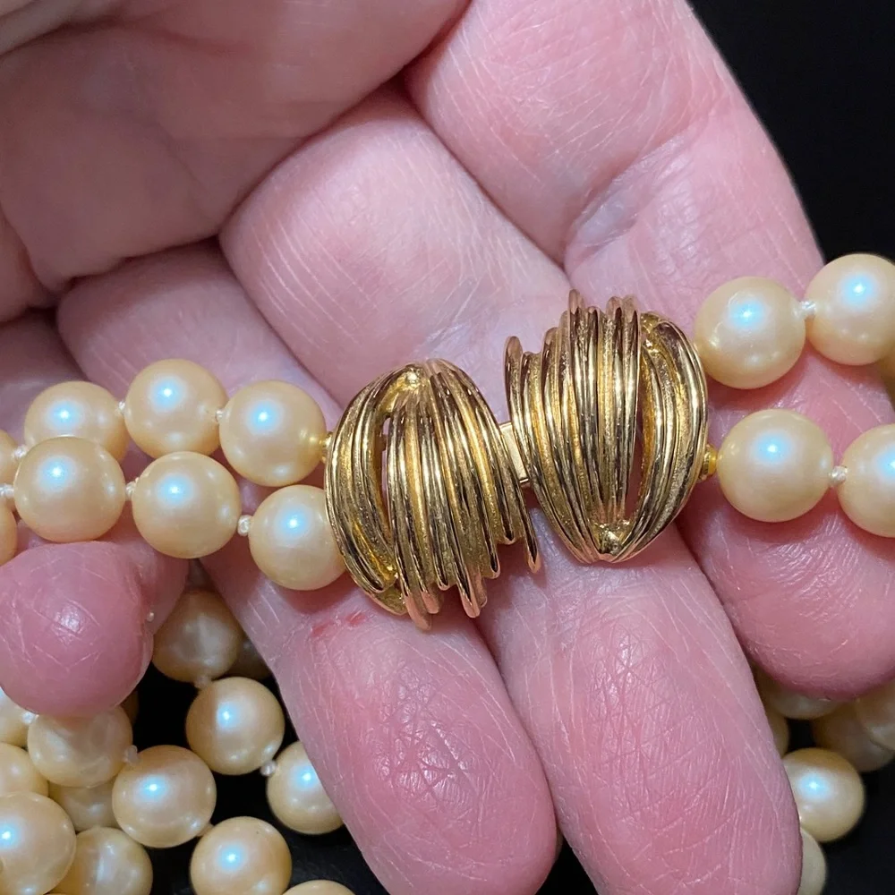 Vintage Double strand 8mm individually tied Pearl Necklace with Gold Clasp